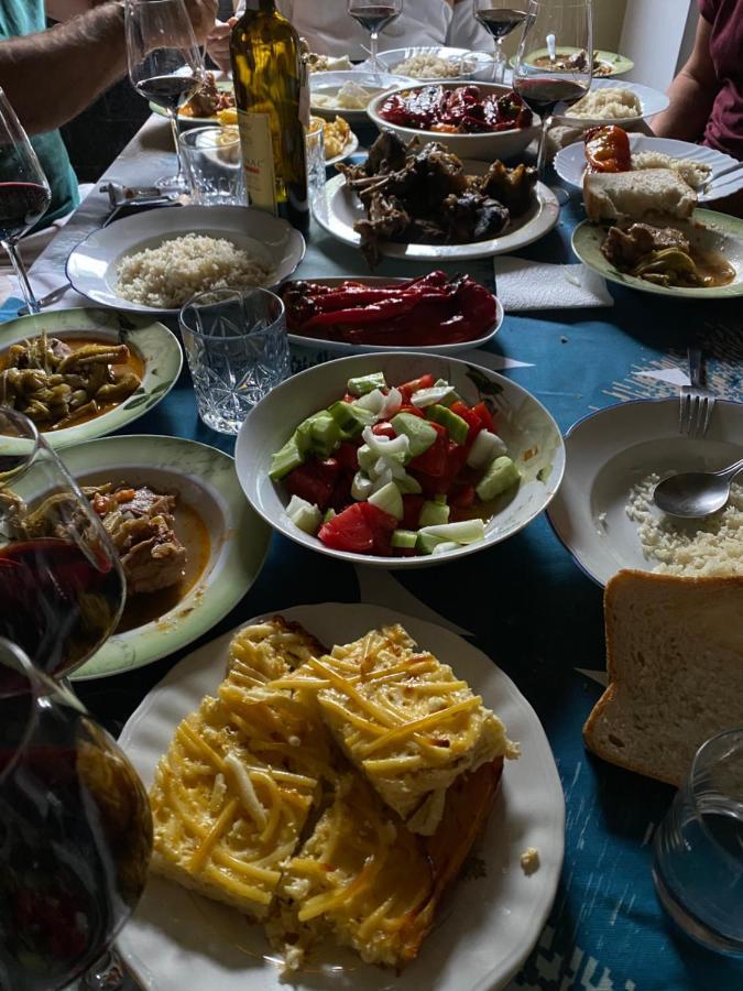 Vita Guesthouse Bajram Curri Esterno foto